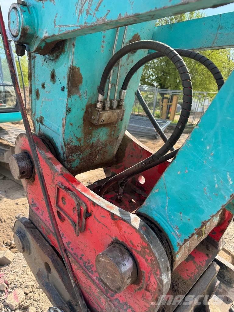Kobelco SK260NLC-9 Roomikekskavaatorid
