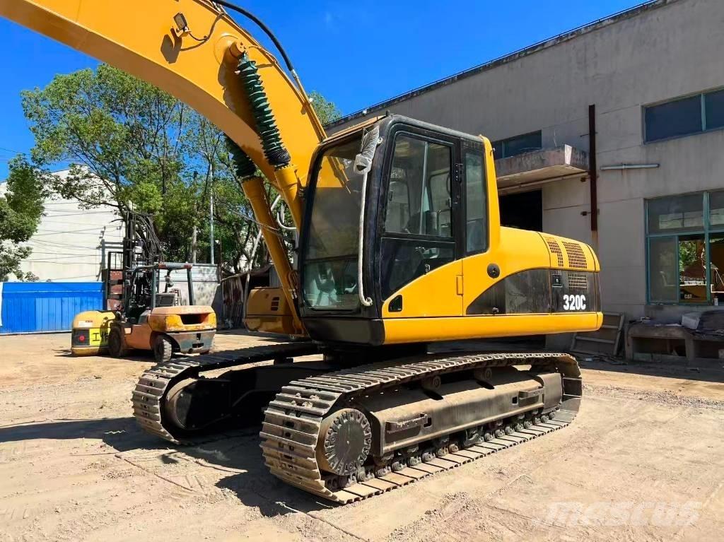 CAT 320 C L Roomikekskavaatorid