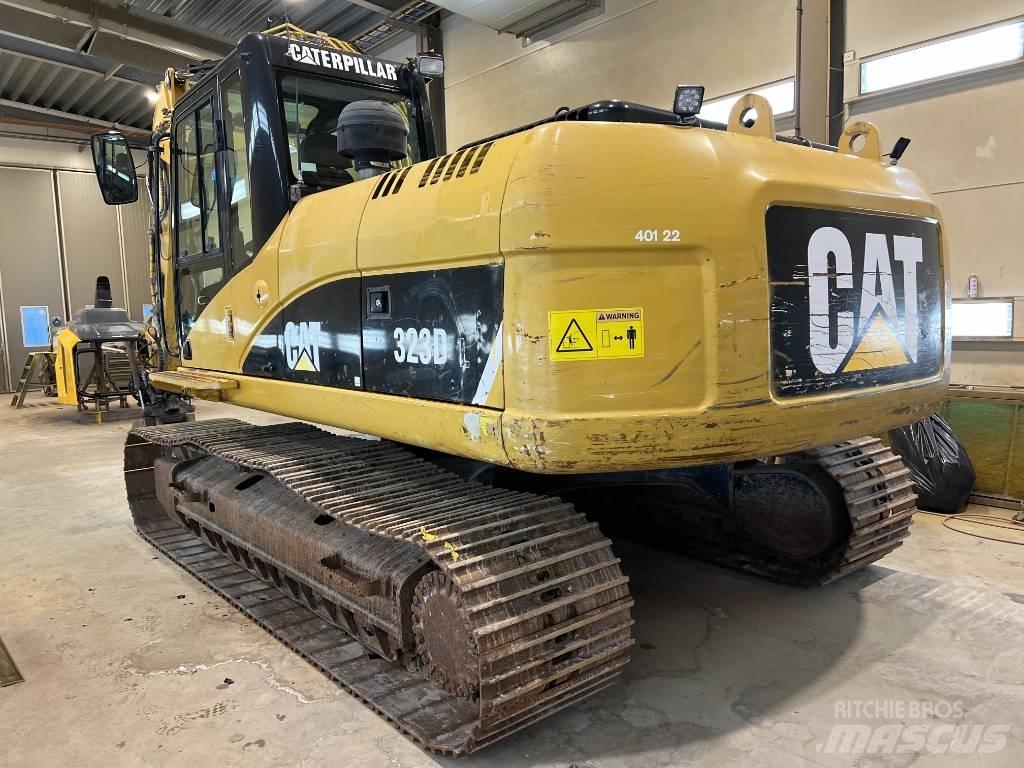 CAT 323 D L Roomikekskavaatorid