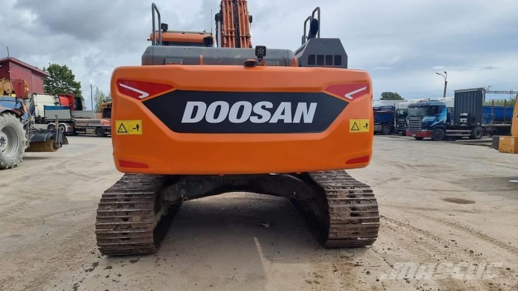 Doosan DX 255 LC-5 Roomikekskavaatorid