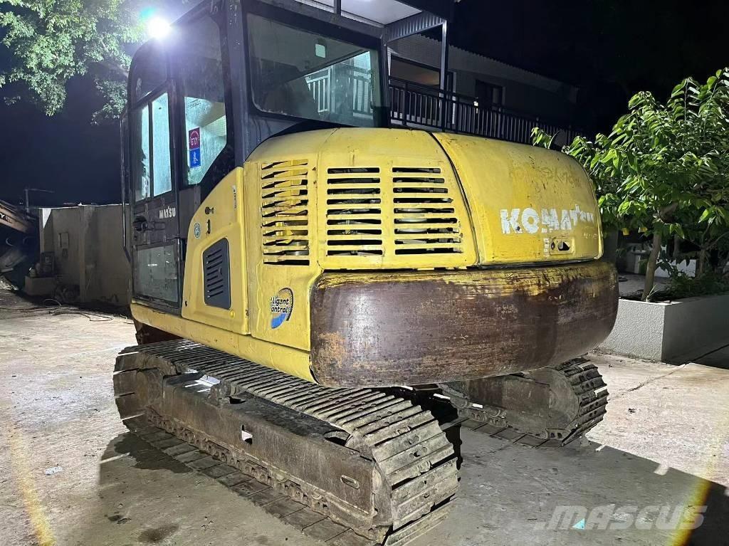 Komatsu PC 70-8 Roomikekskavaatorid