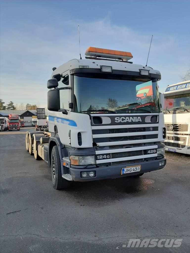 Scania P 124 Konksliftveokid