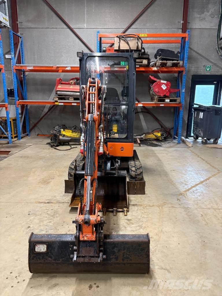 Hitachi ZX 19-6 Miniekskavaatorid < 7 t