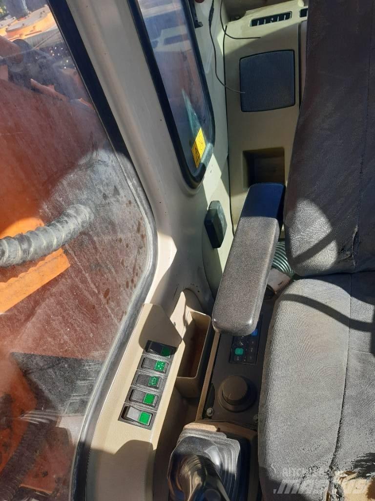 Daewoo DX340 LC V Roomikekskavaatorid