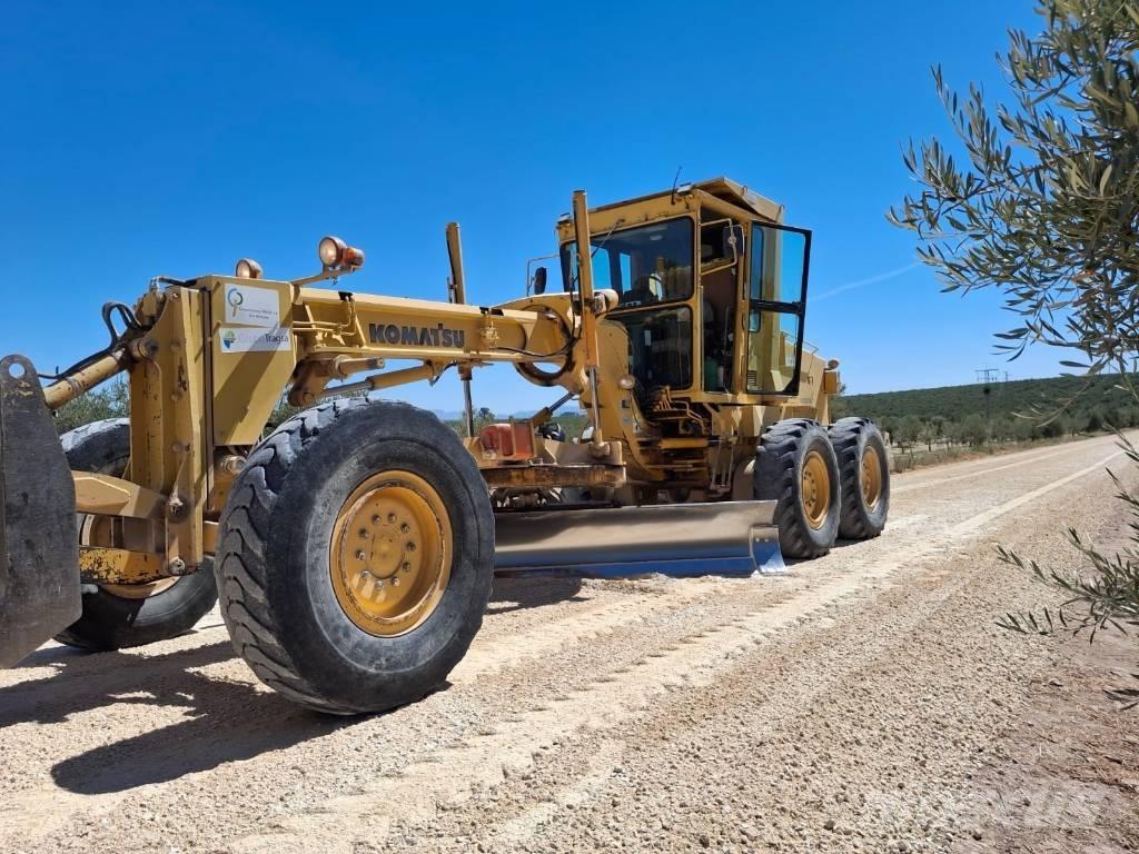 Komatsu GD 521 A-1E Muu