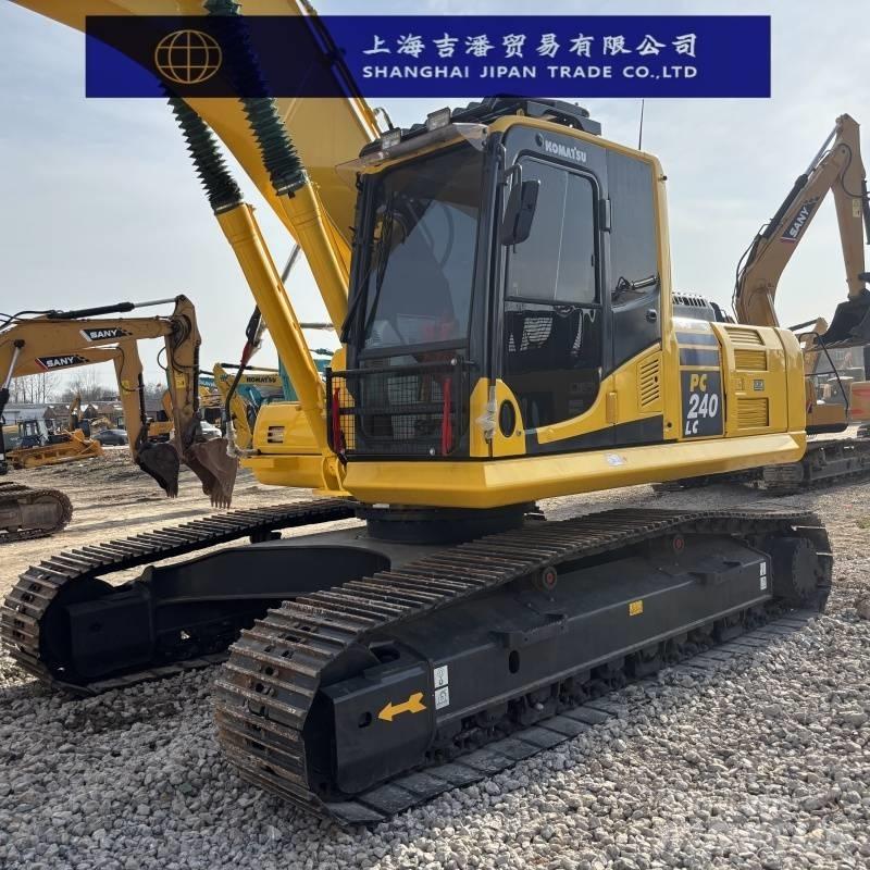 Komatsu PC 240 Roomikekskavaatorid