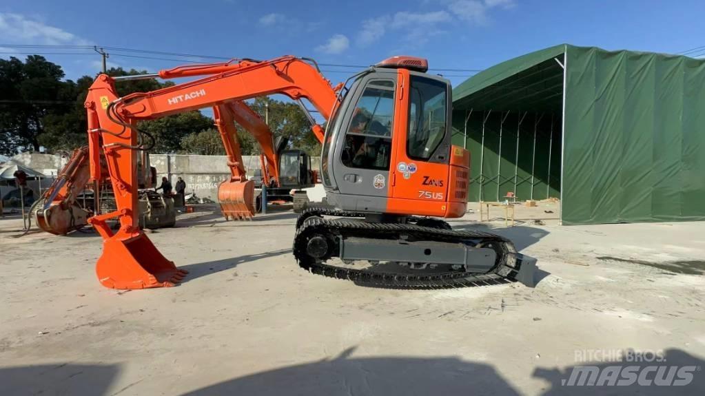 Hitachi ZX75US Miniekskavaatorid < 7 t