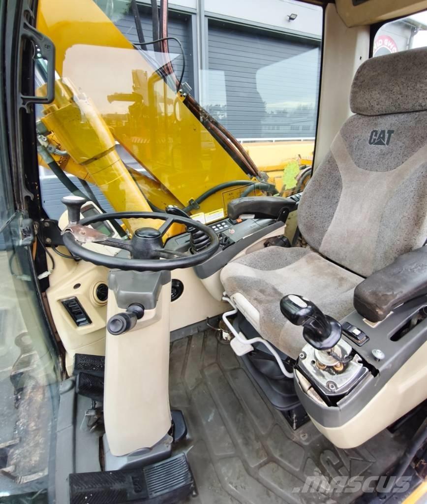 CAT M 316 C Ratasekskavaatorid