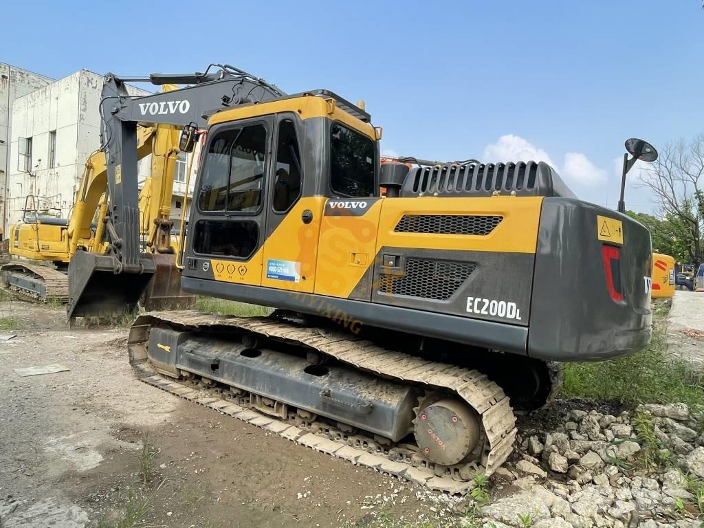 Volvo EC 200 D Roomikekskavaatorid