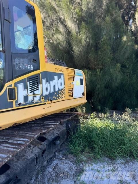 Komatsu HB 215 LC-1 Roomikekskavaatorid