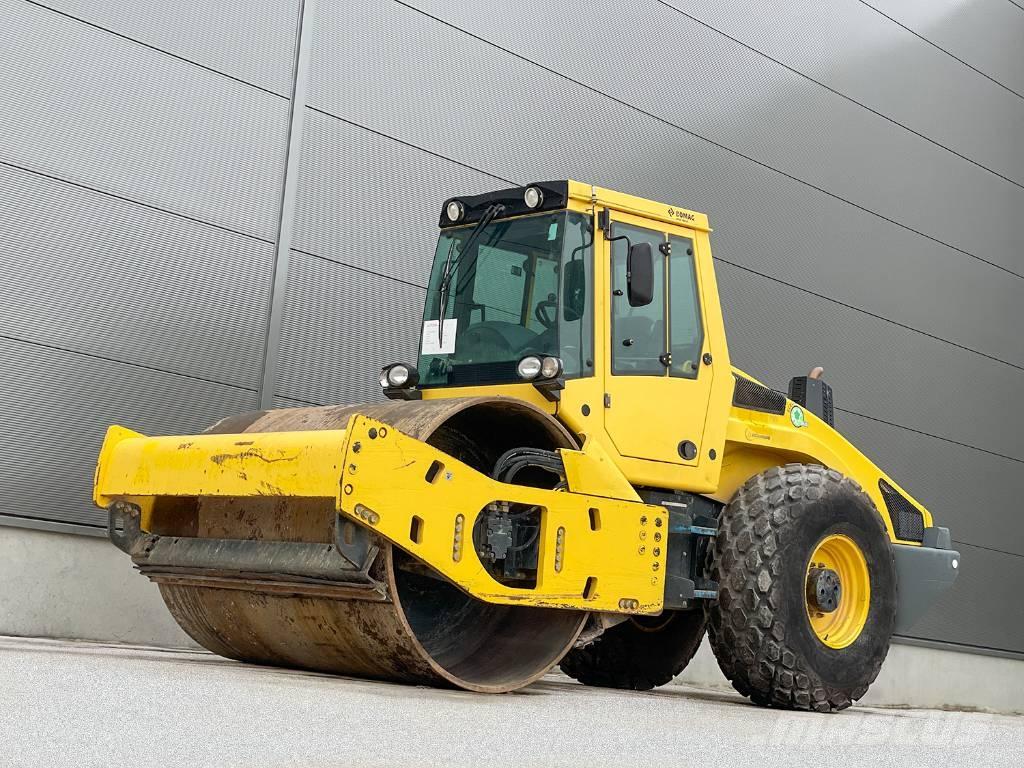 Bomag BW 213 DH-4i Ühe trumliga rullid