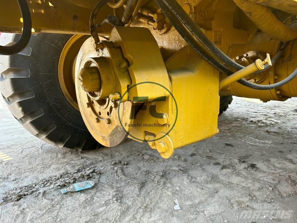 CAT 120 K Greiderid