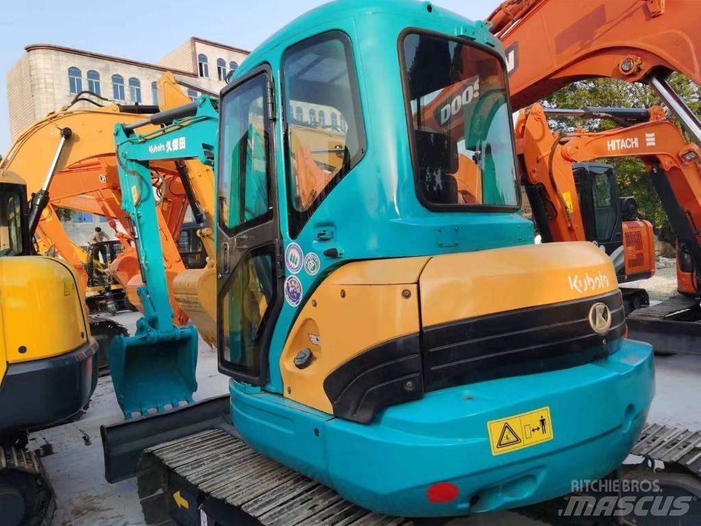 Kubota 163-1 Roomikekskavaatorid