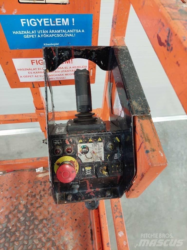 JLG 10 RS Käärtõstukid