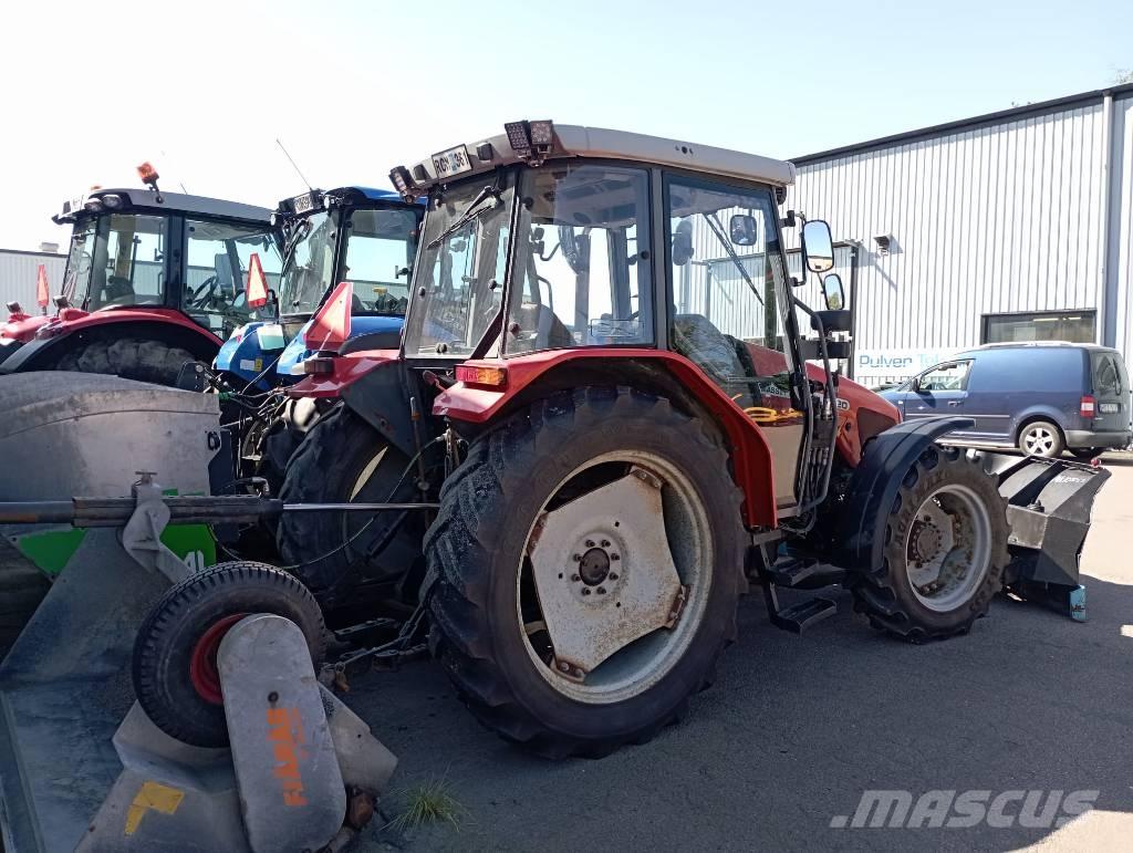 Massey Ferguson 4220 Traktorid