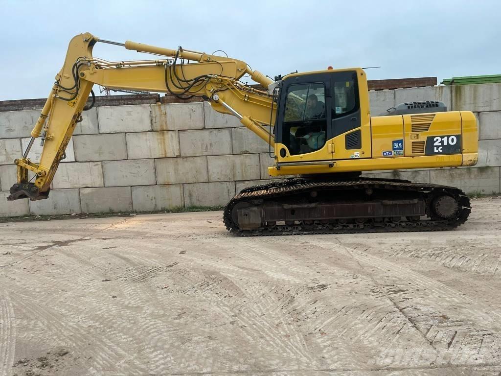 Komatsu PC 210 Roomikekskavaatorid