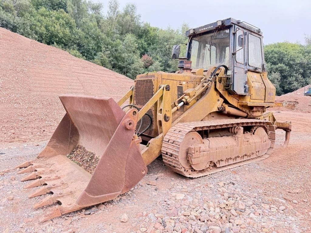 Komatsu D 57 S-1 Roomiklaadurid