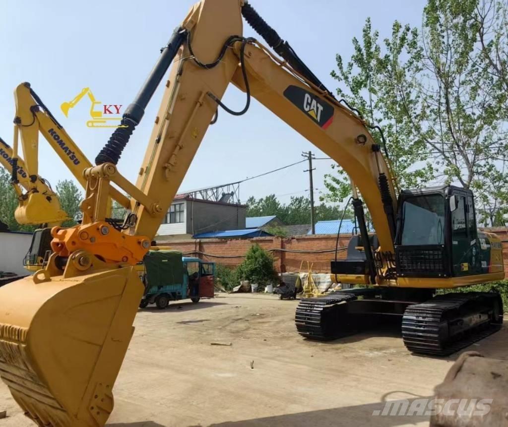 CAT 320d2 Roomikekskavaatorid