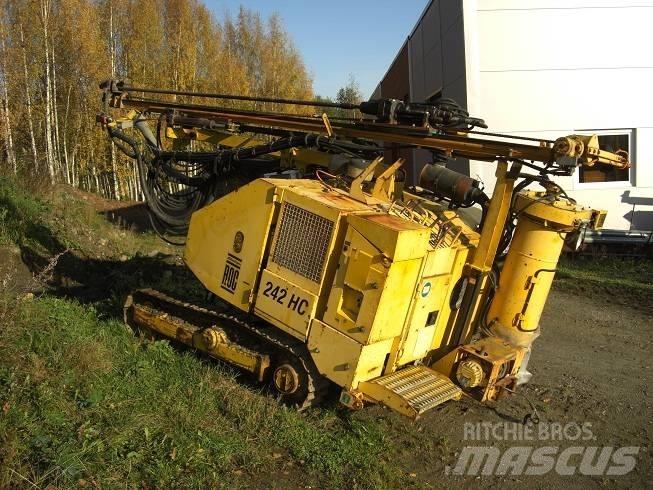 Atlas Copco ROC 242 Vertikaalsed puurmasinad