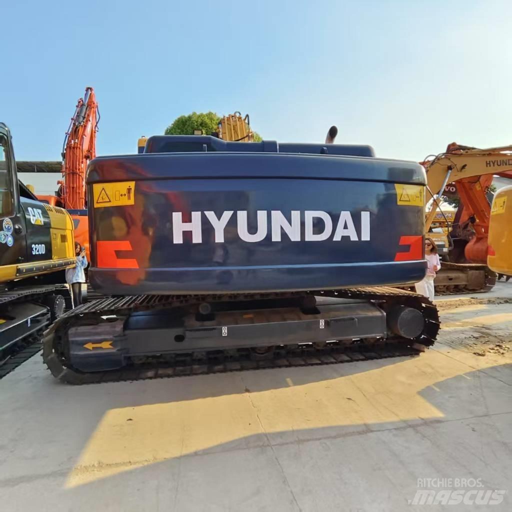 Hyundai 225lc-9t Roomikekskavaatorid