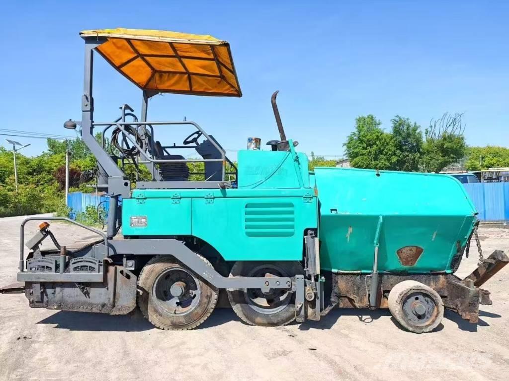 XCMG RP 453 L Asfaldilaoturid
