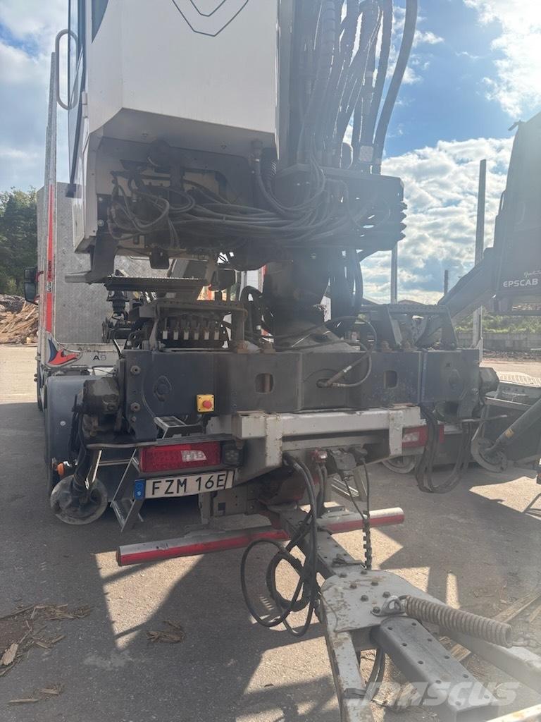 Scania R650B6X4NB Metsaveokid