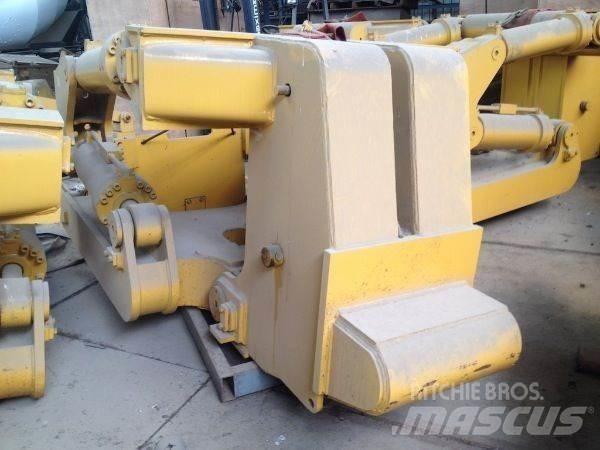 CAT D8K RIPPER Muu