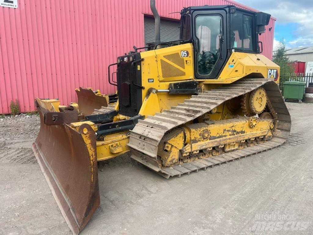 CAT D 5 LGP Buldooserid