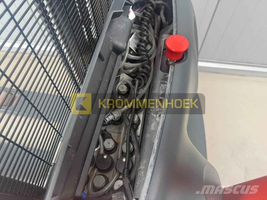 Linde L 10 Järelkäidavad virnastajad