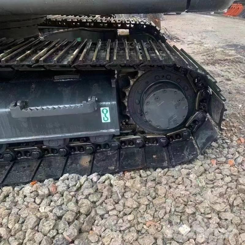 Volvo EC 140 Roomikekskavaatorid