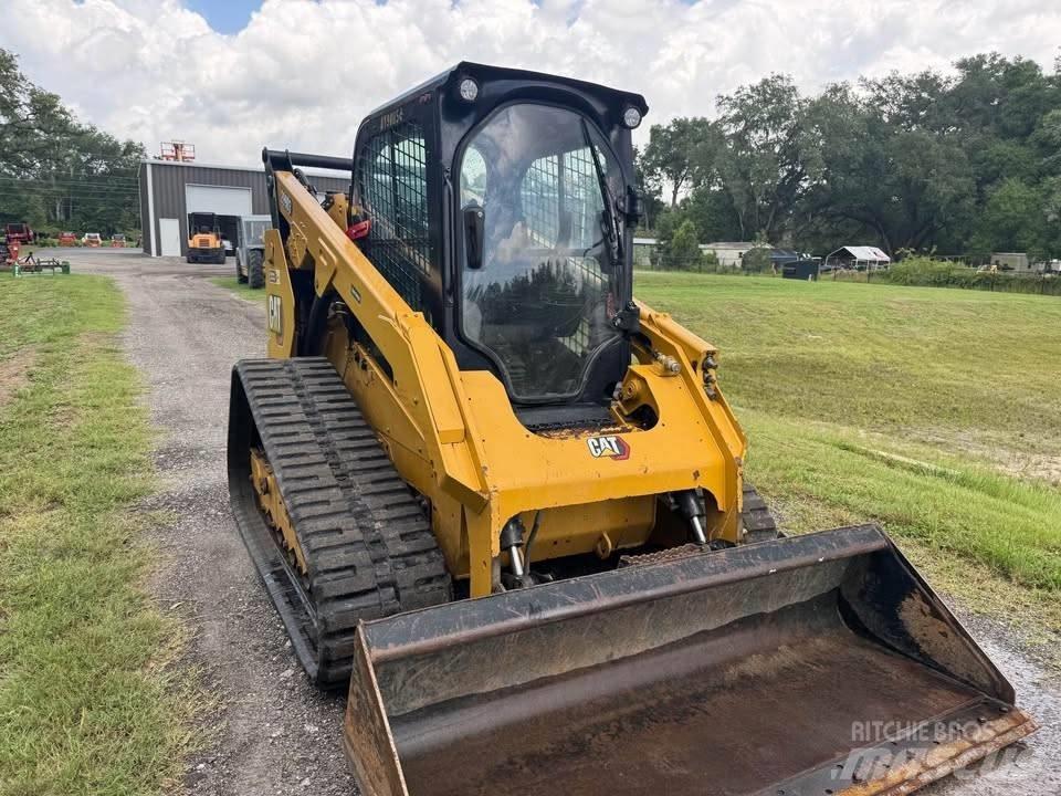CAT 299 Kompaktlaadurid