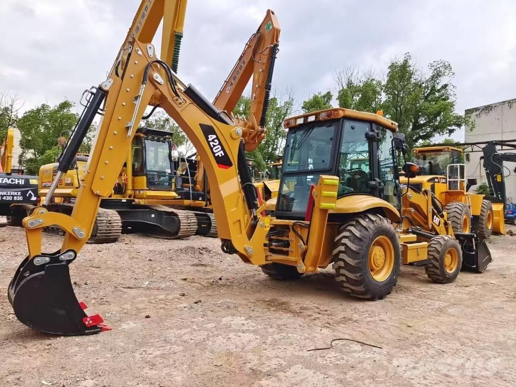 CAT 420 F Ekskavaatorlaadurid