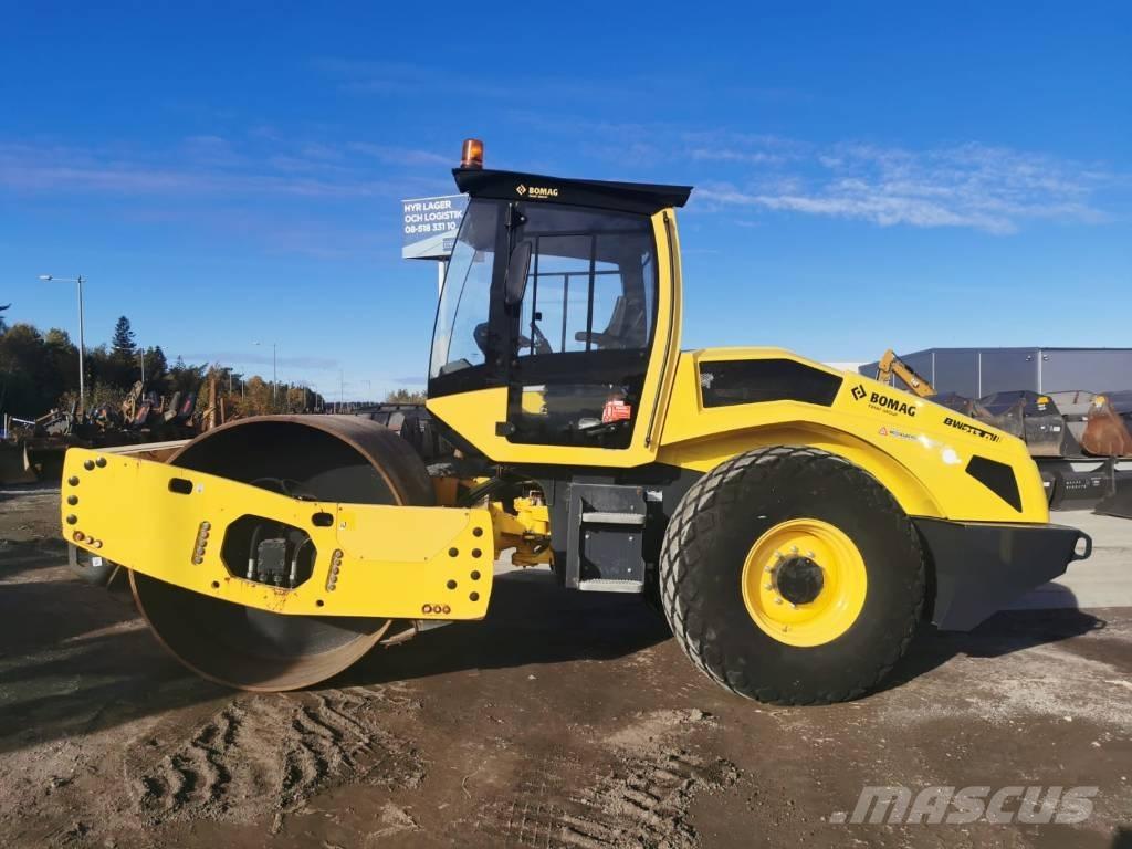 Bomag BW213D-5 Ühe trumliga rullid