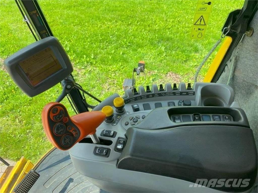 New Holland CX 880 Teraviljakombainid