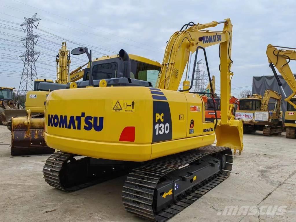 Komatsu PC 130-7K Väikeekskavaatorid 7t-12t