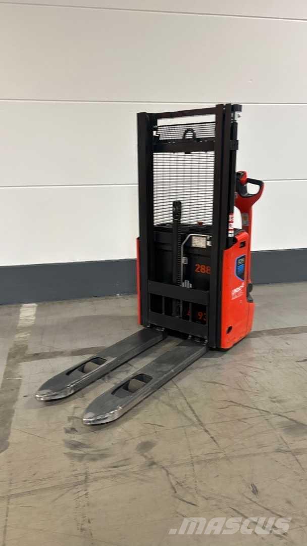 Linde L10ION Platvormiga virnastajad