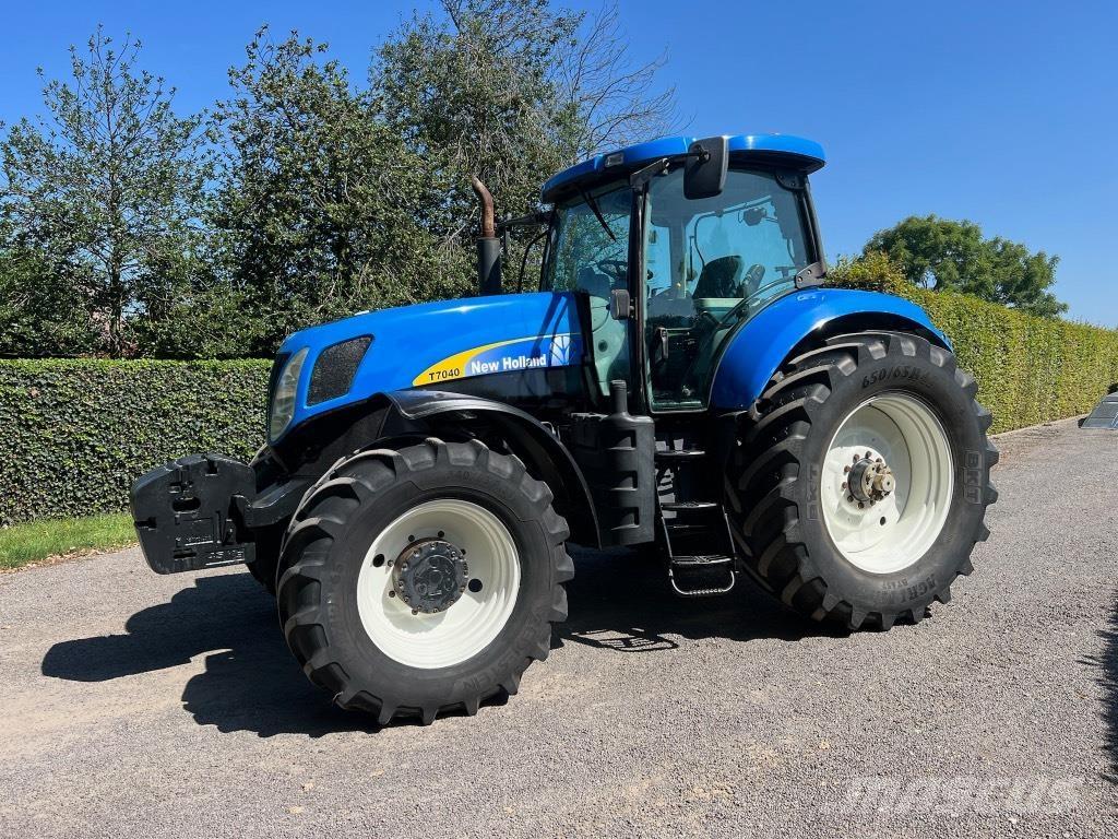 New Holland T 7040 Traktorid