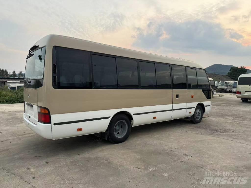 Toyota Coaster Bus Väikebussid