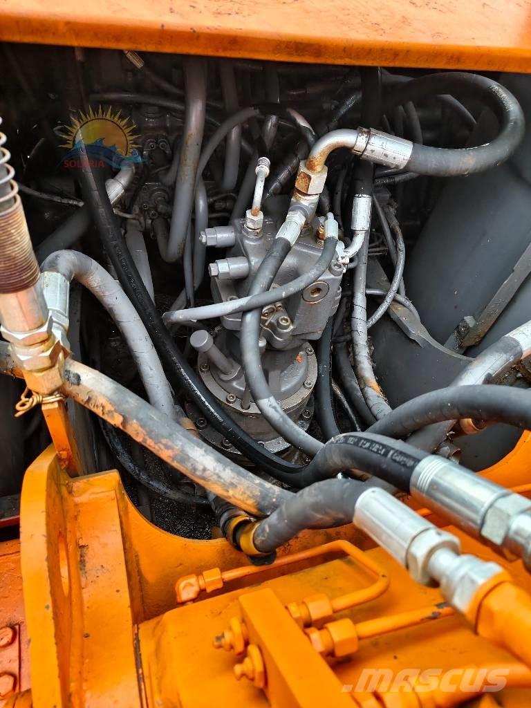 Hitachi EX 100 W D Ratasekskavaatorid