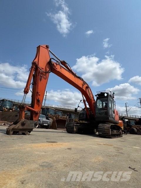 Hitachi ZX 225 Roomikekskavaatorid