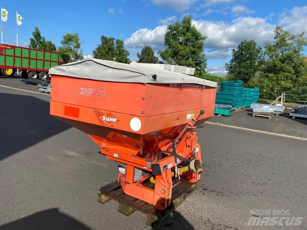 Kuhn MDS 935 Väetisekülvikud pihustiga