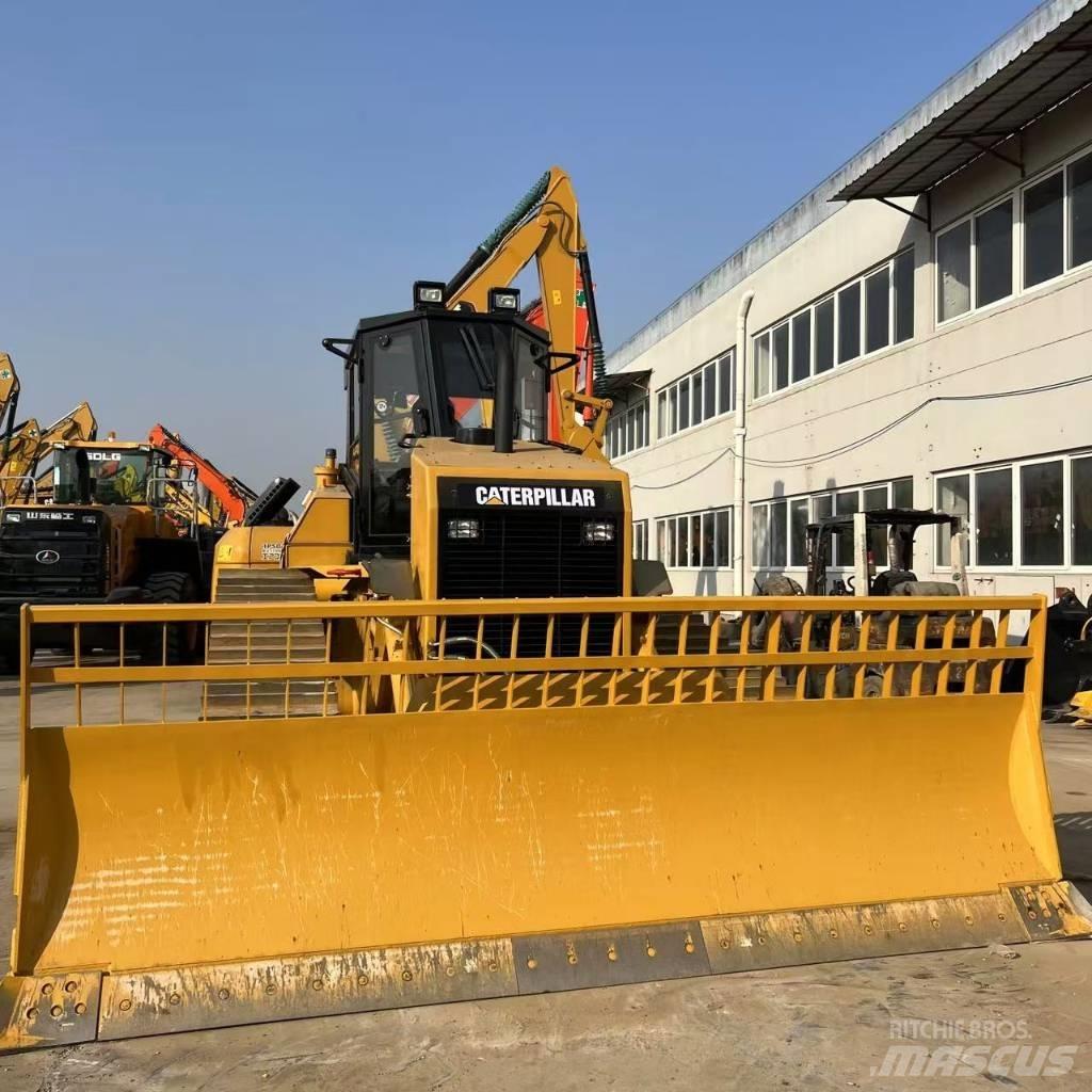 CAT D 8 R Buldooserid