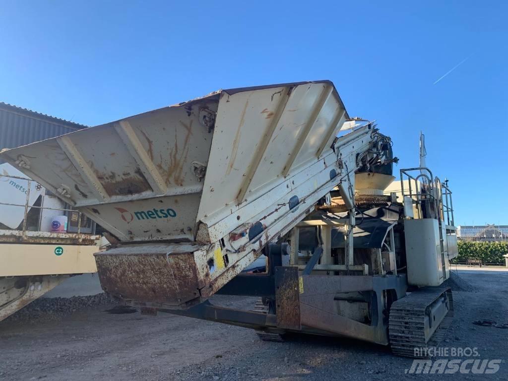 Metso LT 200 HP Iseliikuvad purustid