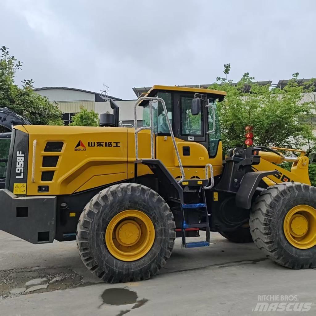SDLG 958F Rataslaadurid
