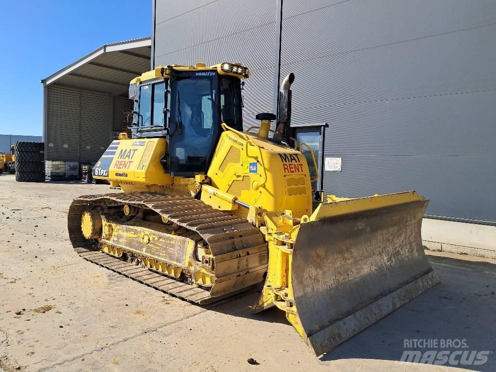 Komatsu D61PXI-24E0 Buldooserid