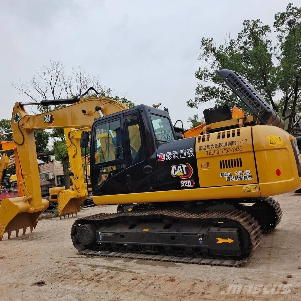 CAT 320 D Roomikekskavaatorid