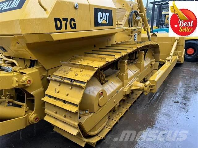 CAT D 7 G Buldooserid