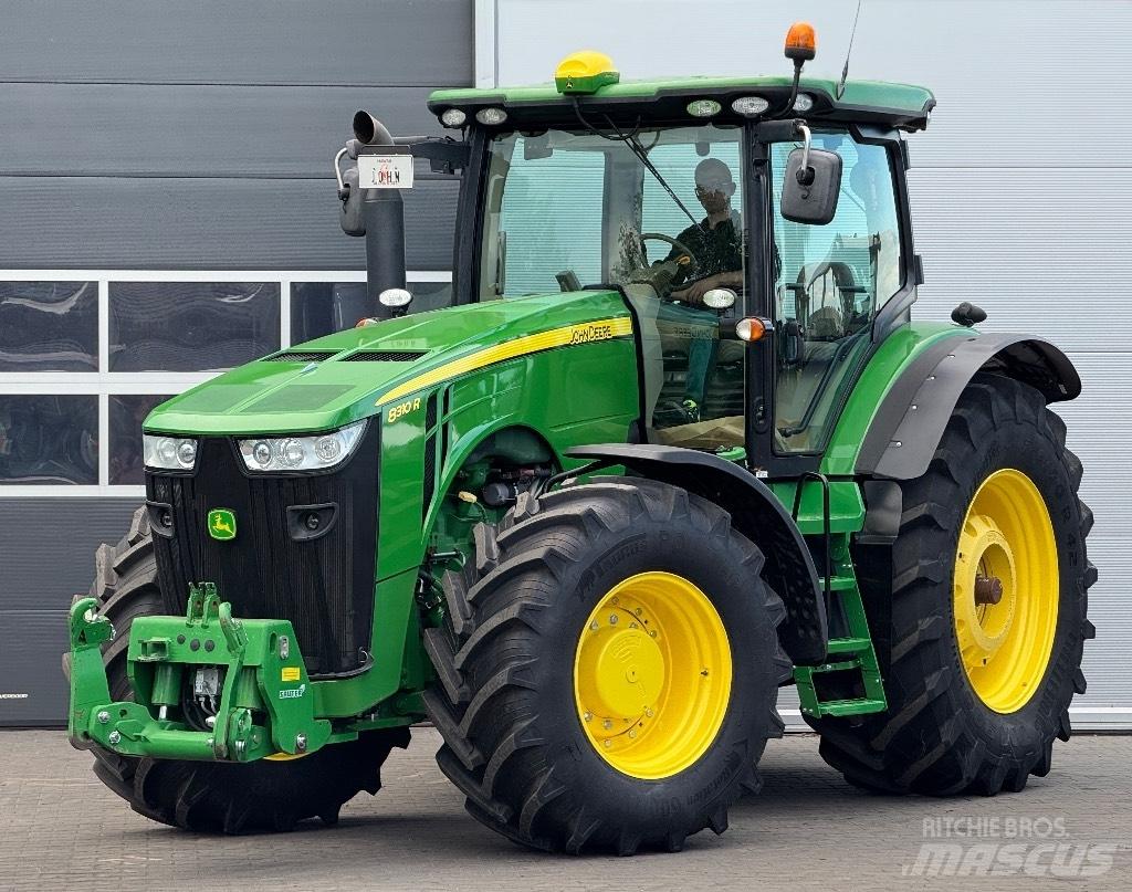 John Deere 8310 R Traktorid