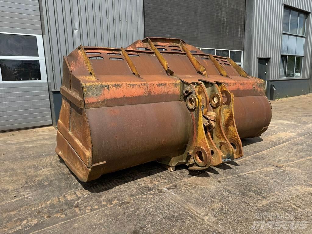 CAT Bucket 988H Kopad