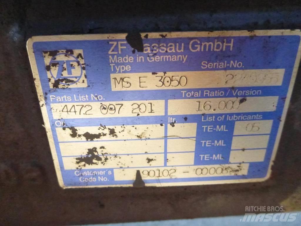 GM Doosan DX140W Sillad